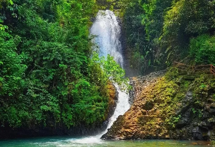 Jika ke Banyumas, Pecinta Alam Wajib Banget Sih ke Curug Gemawang, Ada Apa Saja di Sana? Yuk Kita Kupas Tuntas! (Foto: ig @desivasuciazafiyah)