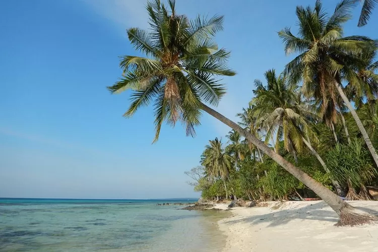 Pantai tanjung gelam
