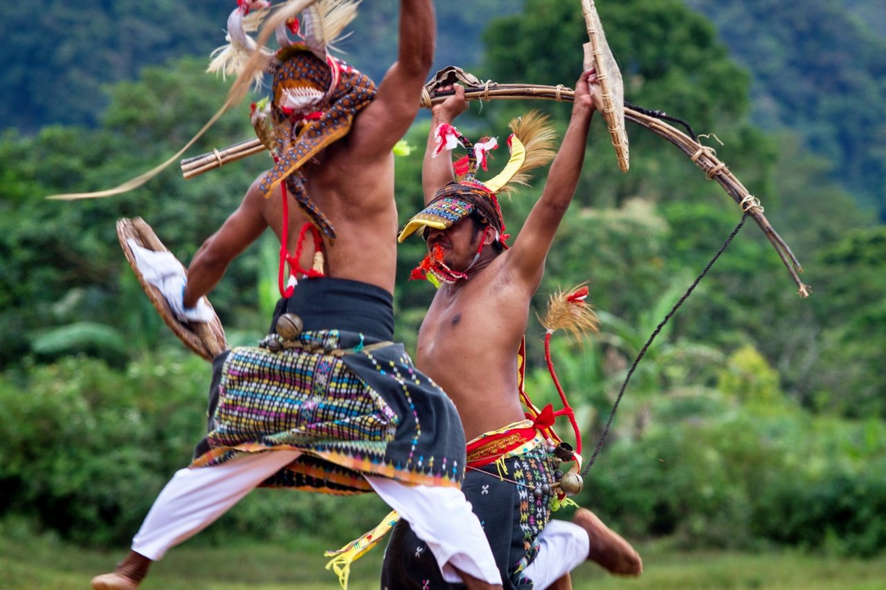 Tari Caci