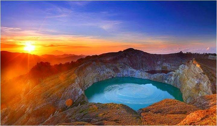 danau kelimutu