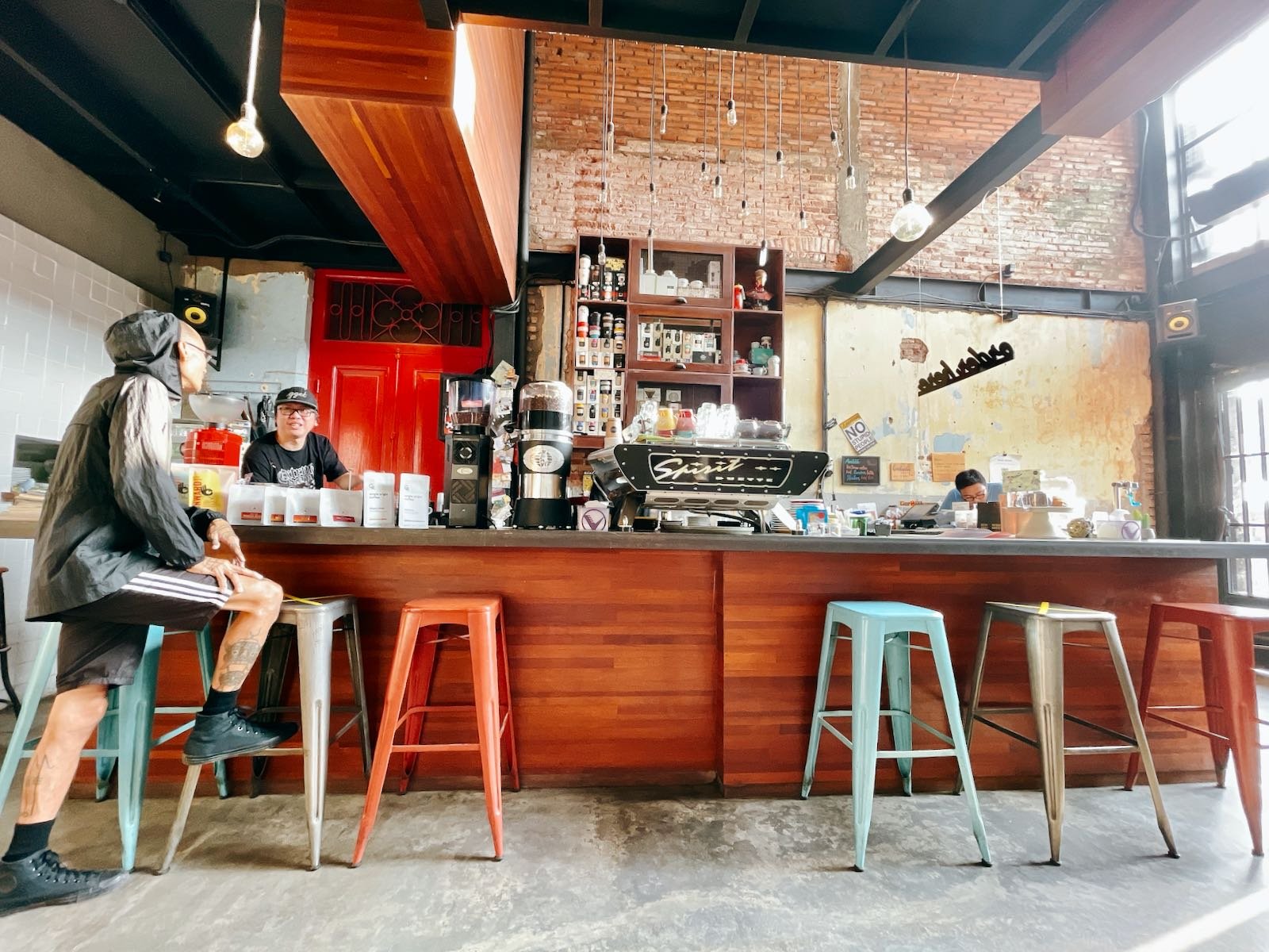 Kedai Kopi 'Tersembunyi'