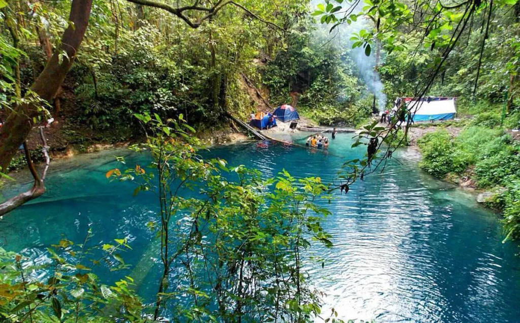 Danau Kaco