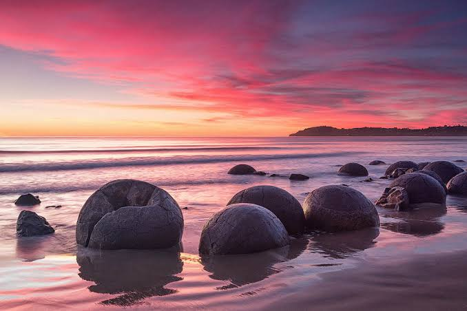 Moeraki Boulders